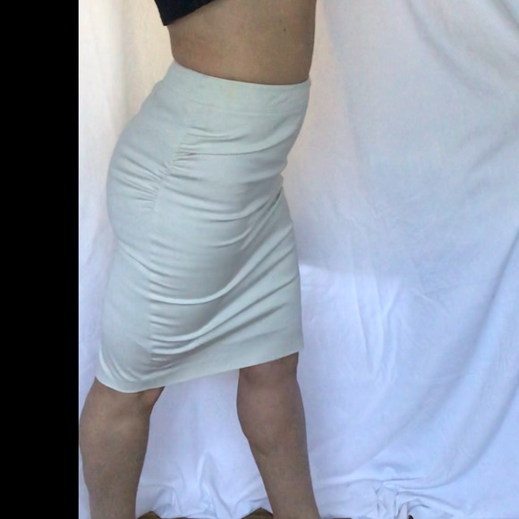 Gucci Skirt Ruched on the side Off White - Picture 3 of 5